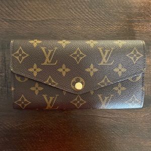 Louis Vuitton Sarah wallet